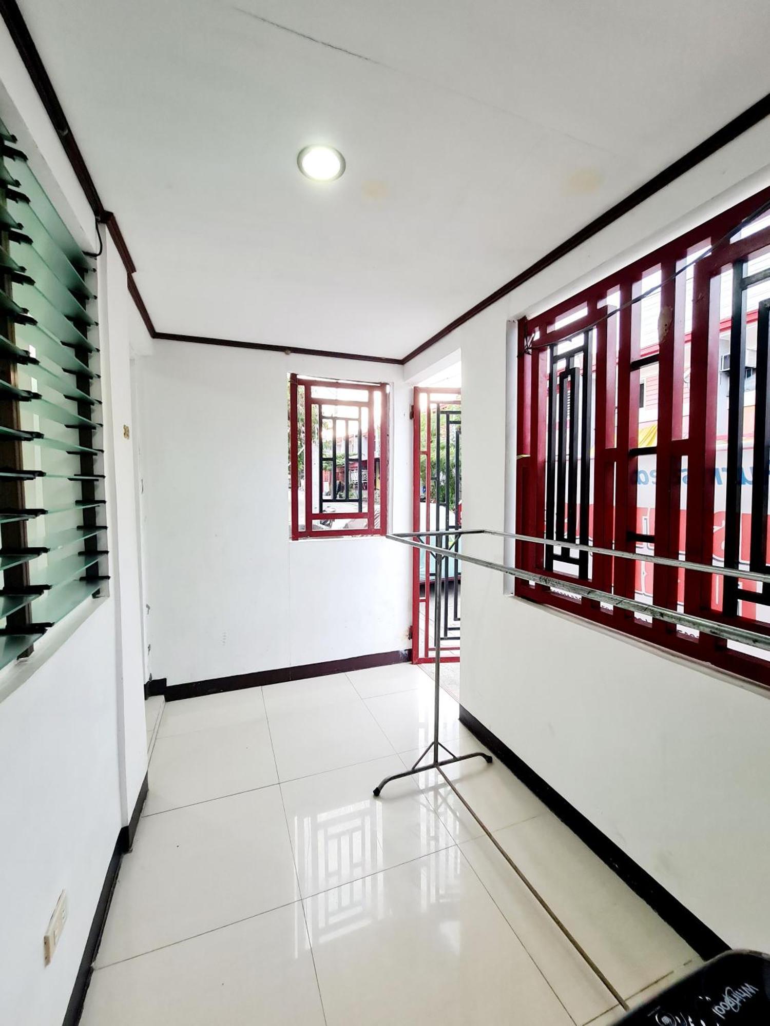 Calapan City Fully Furnished House Transient Near Xentromall L39 Eksteriør billede
