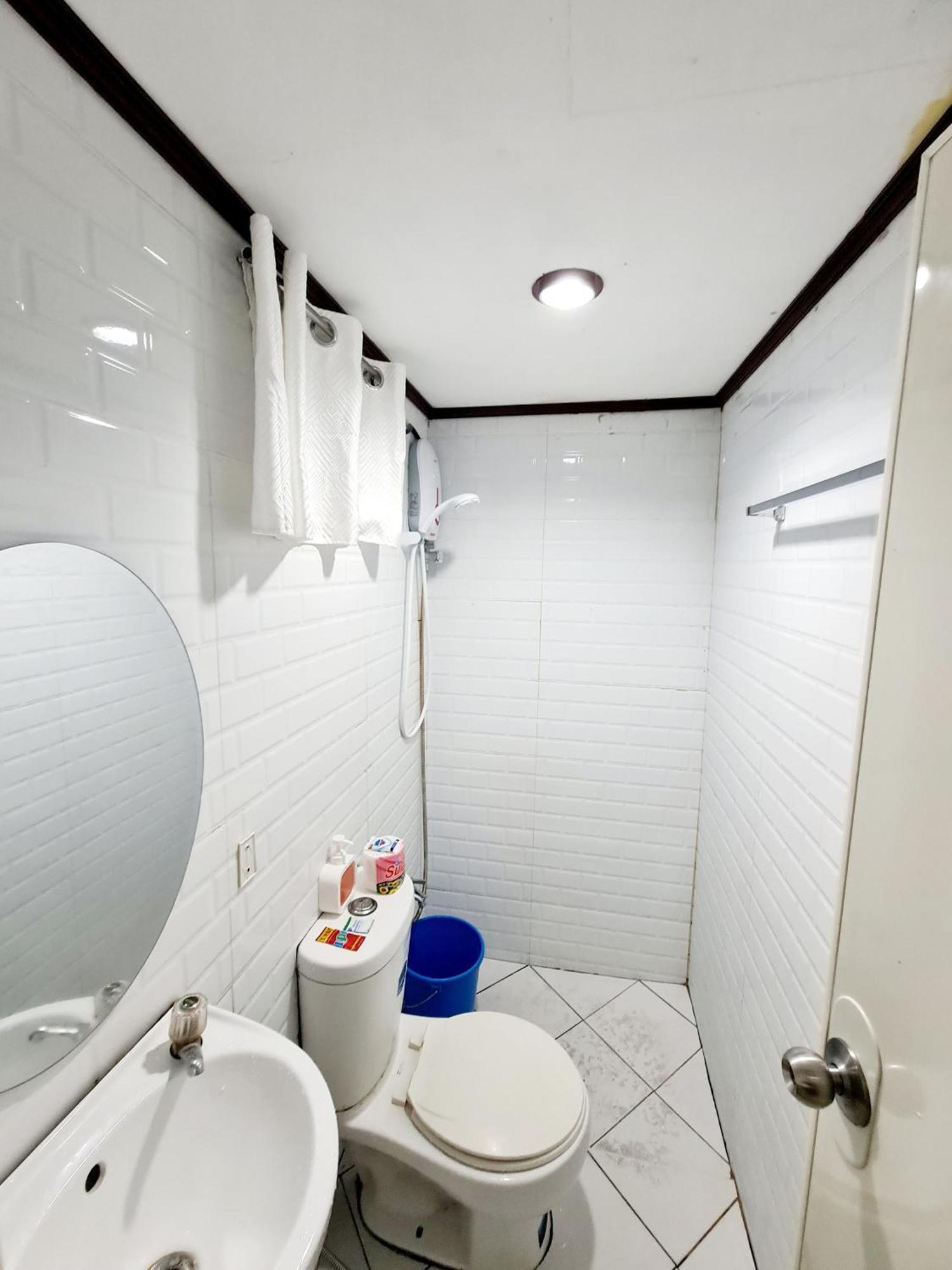 Calapan City Fully Furnished House Transient Near Xentromall L39 Eksteriør billede