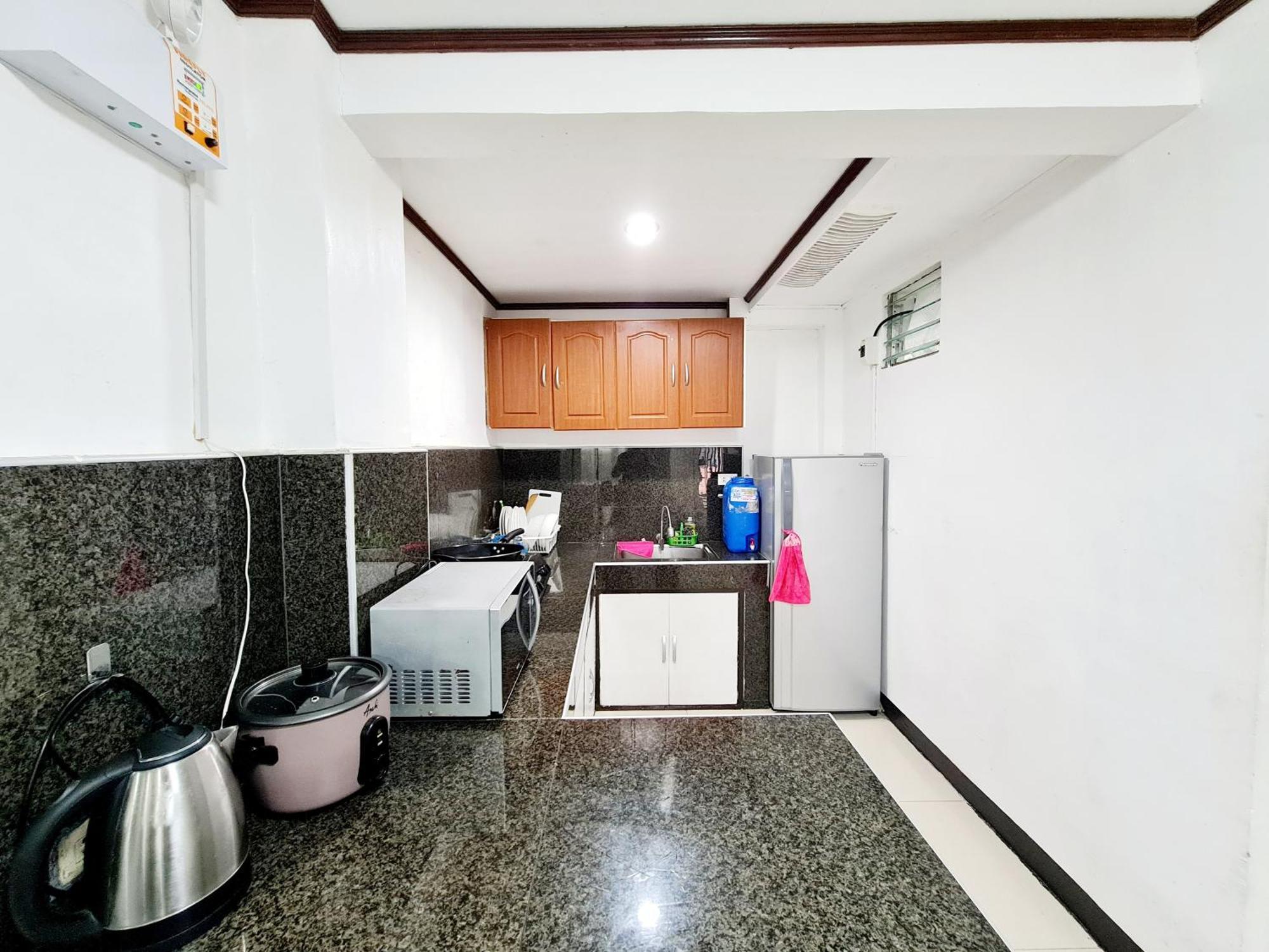 Calapan City Fully Furnished House Transient Near Xentromall L39 Eksteriør billede